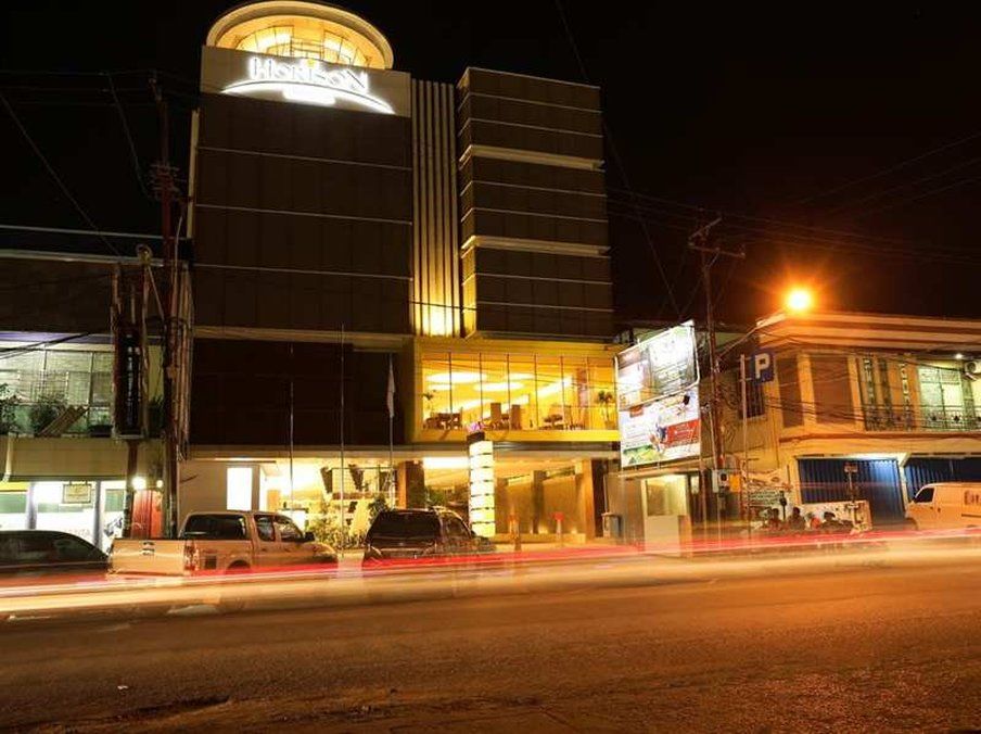 Horison Samarinda Hotell Exteriör bild